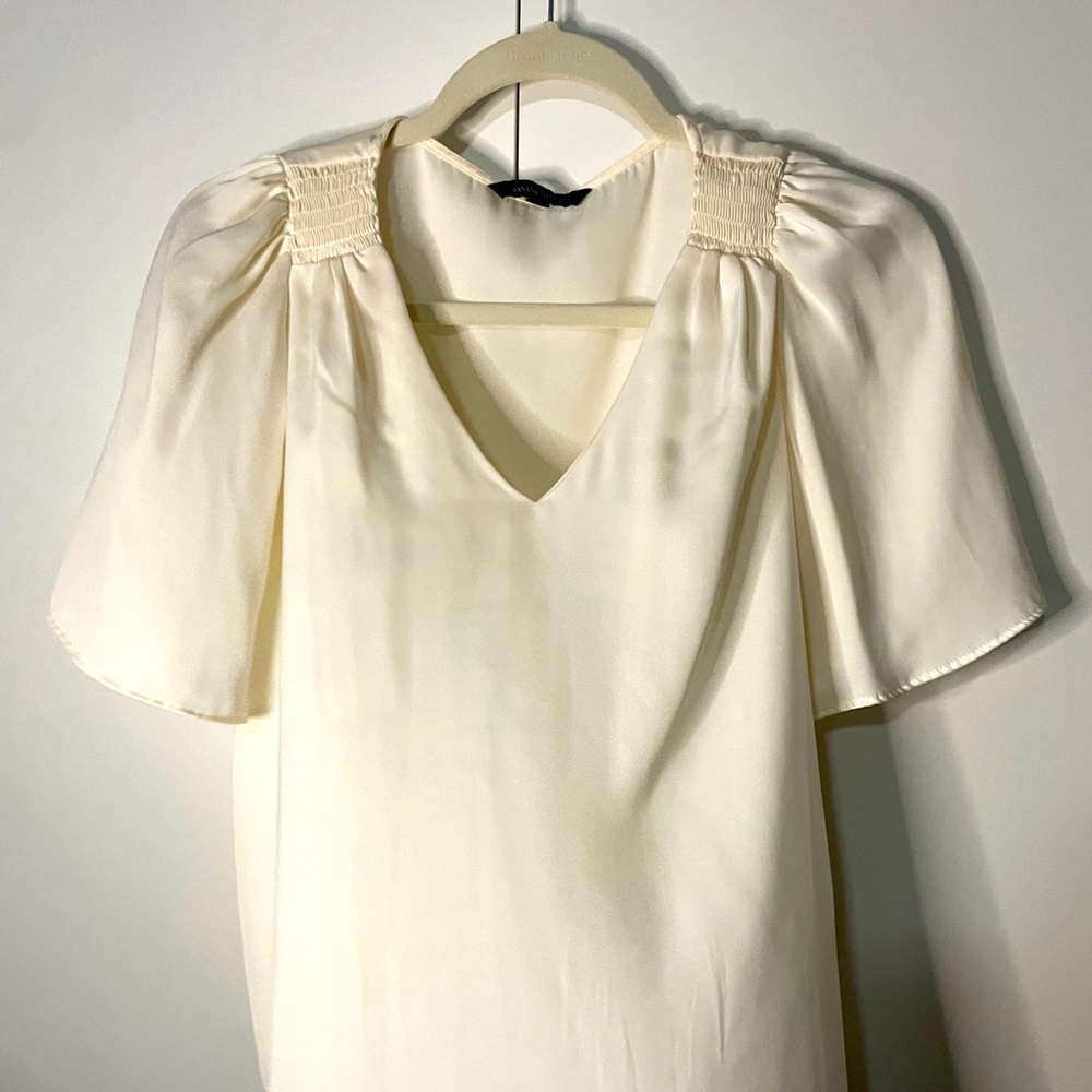 Banana republic silk shirt